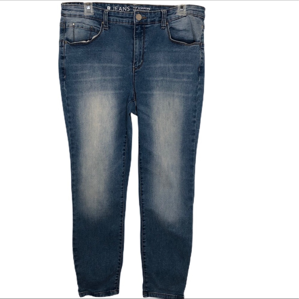 Reitman’s RJeans Medium Wash The Sculpting in 32